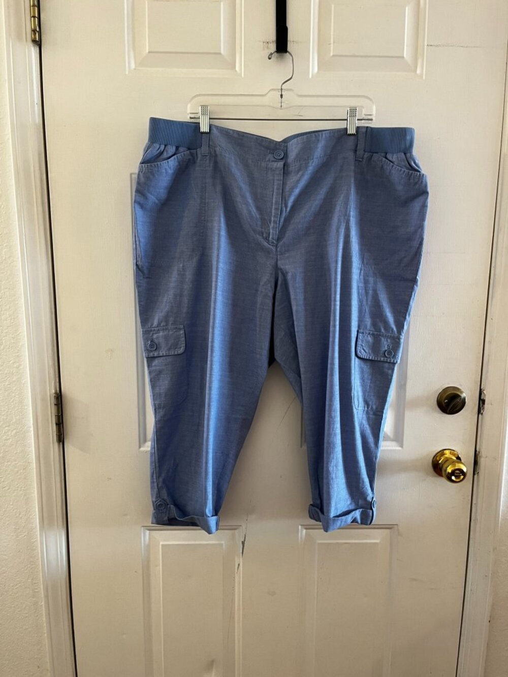 Talbots Woman's Plus-size Blue 100% Cotton Cargo Poplin Cropped Pants Sz 22P